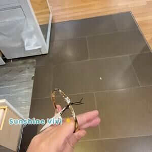 NWT Coach Thin Signature Hinged Bangle CCV03 Gold Color